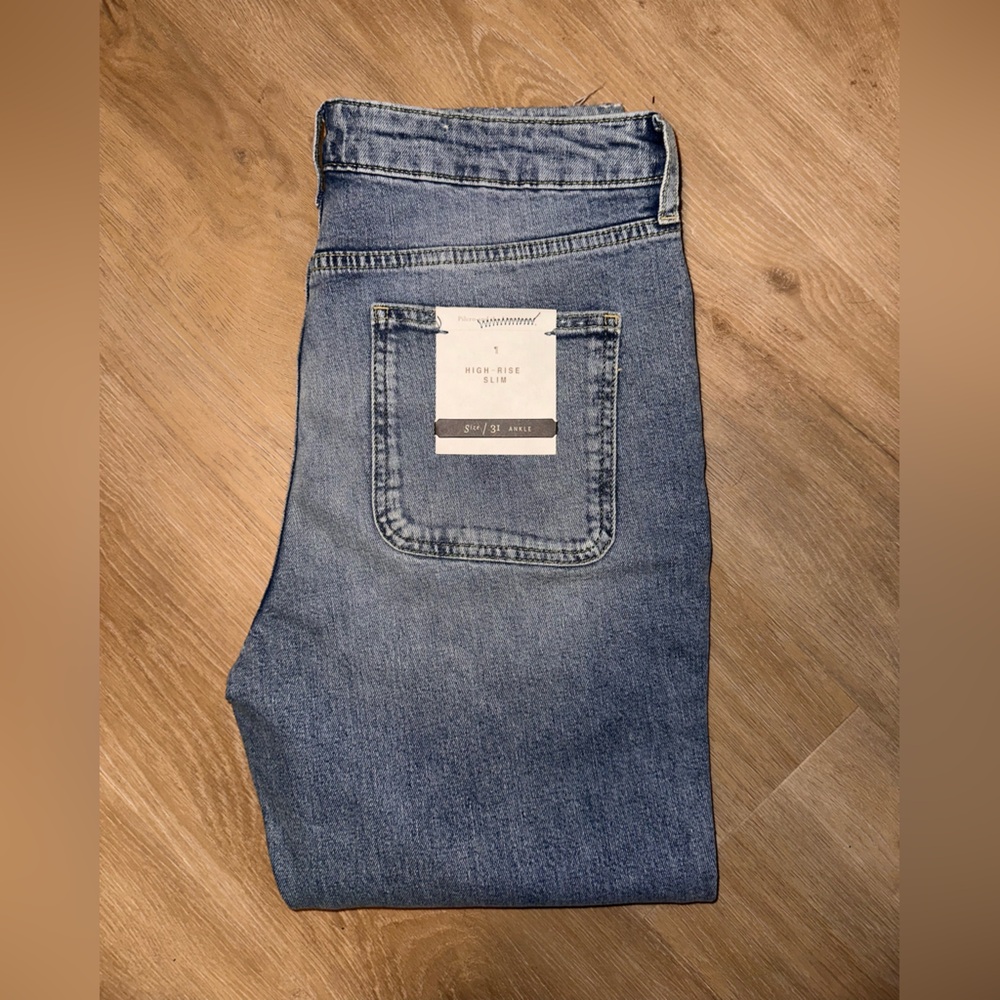 Pilcro Blue Ankle Cropped Jeans
